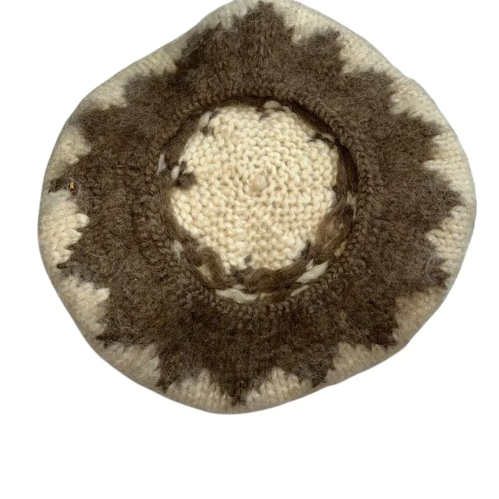 Icelandic Hand knit cream brown wool Fair Isle STAR design wool beret hat